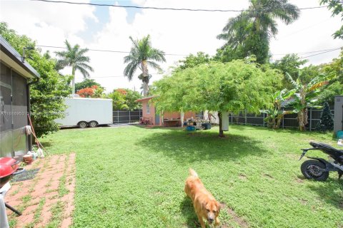 Купить виллу или дом в Хомстед, Флорида 7 комнат, 105.91м2, № 2050294 - фото 22