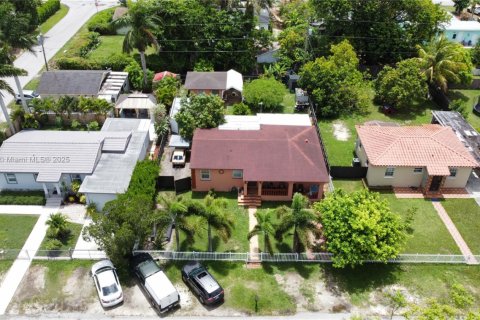 Купить виллу или дом в Хомстед, Флорида 7 комнат, 105.91м2, № 2050294 - фото 26