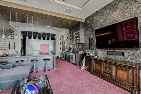 House in Tampa, Florida 6 bedrooms, 646.51 sq.m. № 2122536 - photo 30
