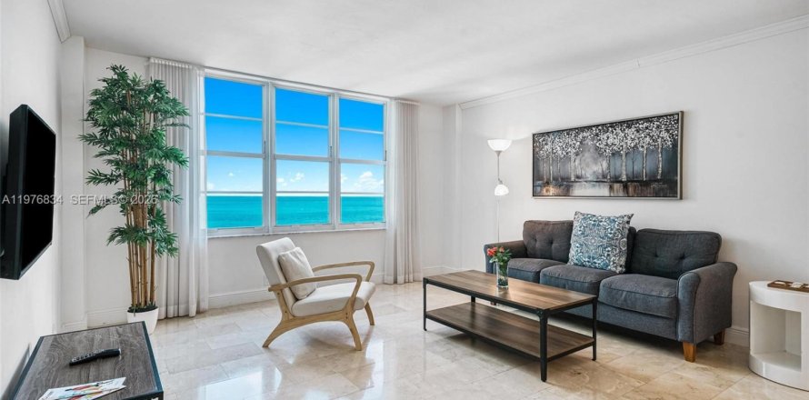 Appartement à Miami Beach, Floride 1 chambre, 87.79 m2 № 2175029