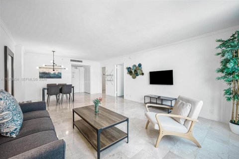 Appartement à louer à Miami Beach, Floride: 1 chambre, 87.79 m2 № 2175029 - photo 5