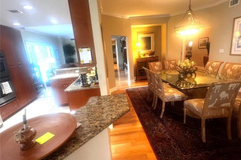 Condominio en venta en Orlando, Florida, 3 dormitorios, 222.87 m2 № 1825359 - foto 22