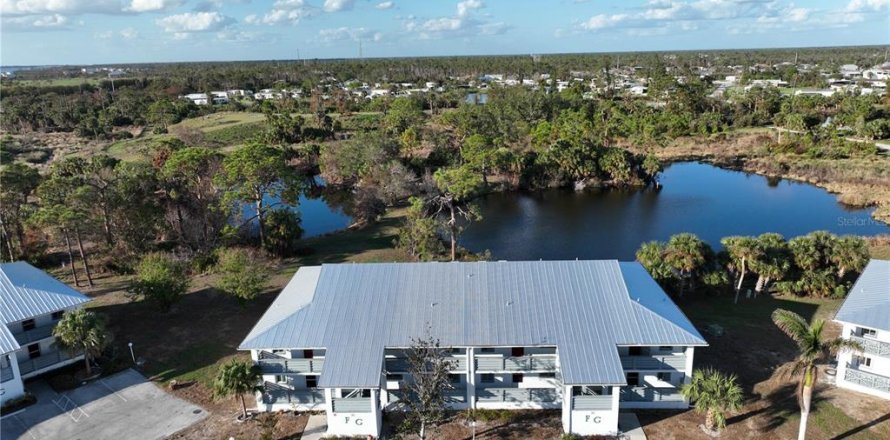 Condo in Englewood, Florida, 2 bedrooms № 1837482