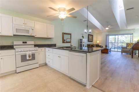 Condo in Englewood, Florida, 2 bedrooms  № 1837482 - photo 3