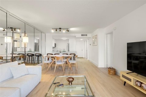 Condo à Lauderdale-by-the-Sea, Floride, 1 chambre  № 2272171