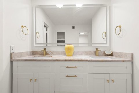 Copropriété à louer à Lauderdale-by-the-Sea, Floride: 1 chambre, 78.04 m2 № 2272171 - photo 10