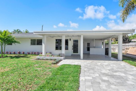 Casa en venta en Fort Lauderdale, Florida, 3 dormitorios, 136.47 m2 № 2083767 - foto 2