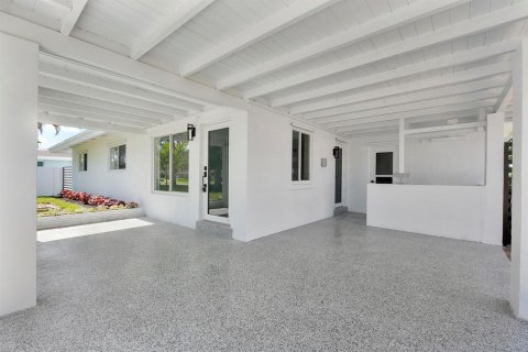 Casa en venta en Fort Lauderdale, Florida, 3 dormitorios, 136.47 m2 № 2083767 - foto 10