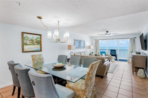 Condominio en venta en Redington Shores, Florida, 3 dormitorios, 130.99 m2 № 1759495 - foto 19