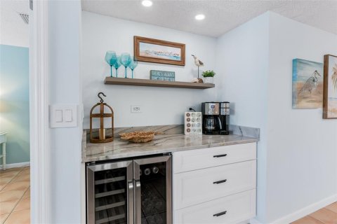 Condominio en venta en Redington Shores, Florida, 3 dormitorios, 130.99 m2 № 1759495 - foto 18