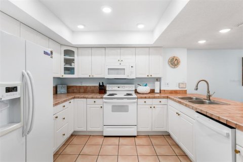 Condominio en venta en Redington Shores, Florida, 3 dormitorios, 130.99 m2 № 1759495 - foto 22