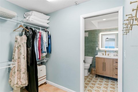 Condominio en venta en Redington Shores, Florida, 3 dormitorios, 130.99 m2 № 1759495 - foto 29