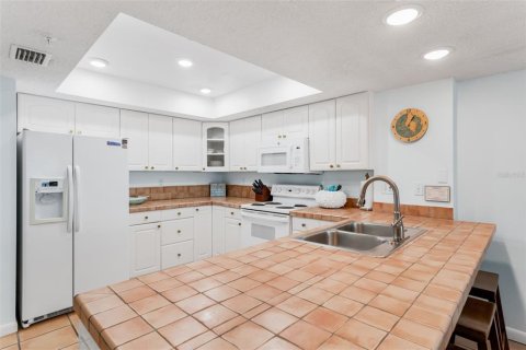 Condominio en venta en Redington Shores, Florida, 3 dormitorios, 130.99 m2 № 1759495 - foto 21