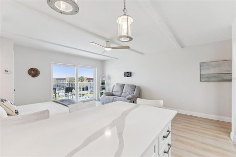 Condominio en venta en New Smyrna Beach, Florida, 1 dormitorio, 42.64 m2 № 2220130 - foto 8