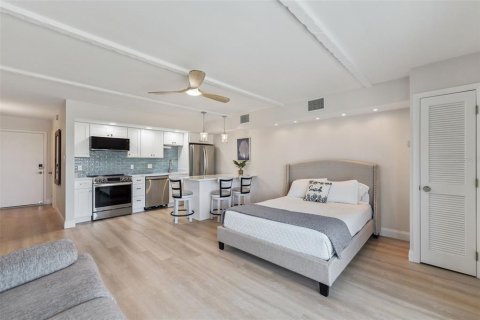 Condominio en venta en New Smyrna Beach, Florida, 1 dormitorio, 42.64 m2 № 2220130 - foto 3