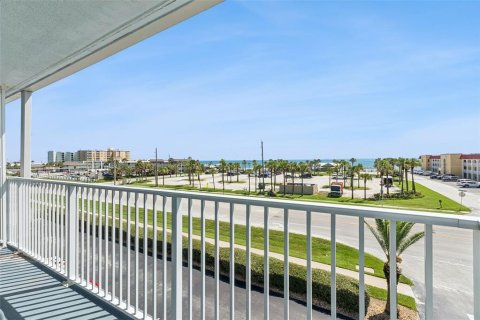 Condominio en venta en New Smyrna Beach, Florida, 1 dormitorio, 42.64 m2 № 2220130 - foto 2