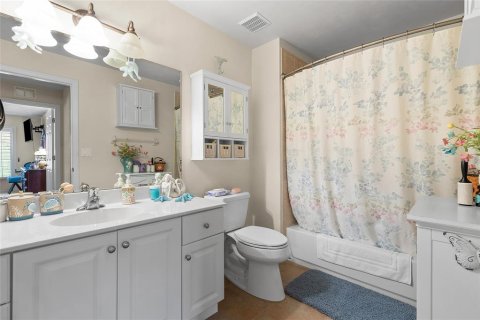 Touwnhouse à vendre à New Smyrna Beach, Floride: 3 chambres, 197.32 m2 № 1808516 - photo 9