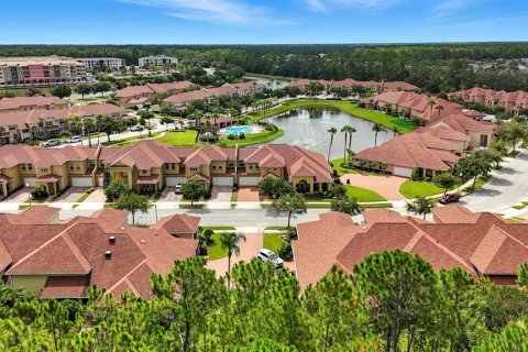 Touwnhouse à vendre à New Smyrna Beach, Floride: 3 chambres, 197.32 m2 № 1808516 - photo 24