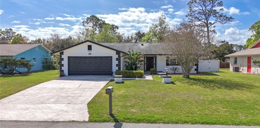 House in Palm Coast, Florida 3 bedrooms, 150.5 sq.m. № 1557194