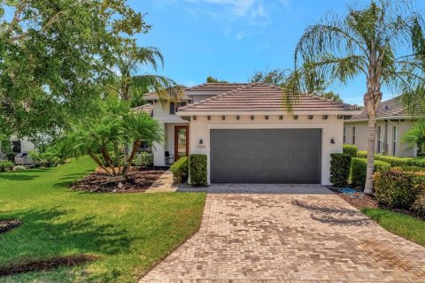 House in Bradenton, Florida 3 bedrooms, 188.96 sq.m. № 1629487 - photo 4