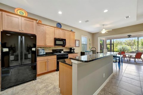 House in Bradenton, Florida 3 bedrooms, 188.96 sq.m. № 1629487 - photo 13