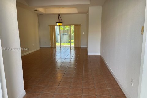 Купить виллу или дом в Хомстед, Флорида 3 спальни, 133.97м2, № 2048130 - фото 10