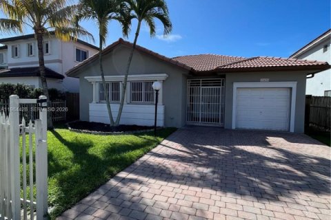 Купить виллу или дом в Хомстед, Флорида 3 спальни, 133.97м2, № 2048130 - фото 3