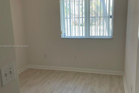 Купить виллу или дом в Хомстед, Флорида 3 спальни, 133.97м2, № 2048130 - фото 18