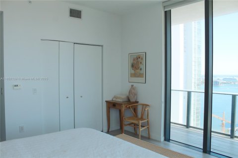 Condominio en venta en Miami, Florida, 4 dormitorios, 173.82 m2 № 1858762 - foto 23