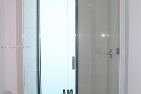 Condominio en venta en Miami, Florida, 4 dormitorios, 173.82 m2 № 1858762 - foto 19