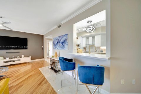 Купить кондоминиум в Холливуд, Флорида 2 спальни, 184.69м2, № 1965853 - фото 4