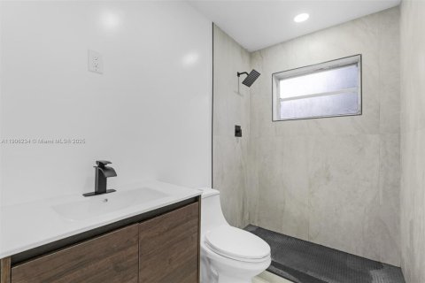 Casa en venta en Hollywood, Florida, 3 dormitorios, 149.94 m2 № 1956988 - foto 23