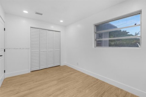 Casa en venta en Hollywood, Florida, 3 dormitorios, 149.94 m2 № 1956988 - foto 21