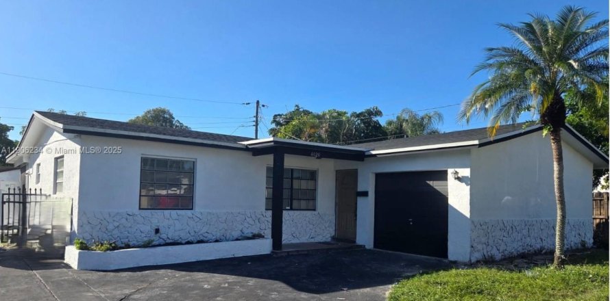 Casa en Hollywood, Florida 3 dormitorios, 149.94 m2 № 1956988