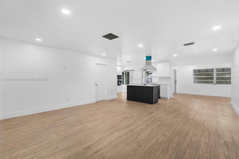 Casa en venta en Hollywood, Florida, 3 dormitorios, 149.94 m2 № 1956988 - foto 6