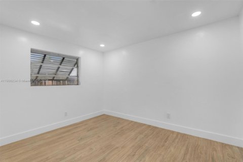 Casa en venta en Hollywood, Florida, 3 dormitorios, 149.94 m2 № 1956988 - foto 26