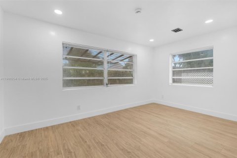 Casa en venta en Hollywood, Florida, 3 dormitorios, 149.94 m2 № 1956988 - foto 28