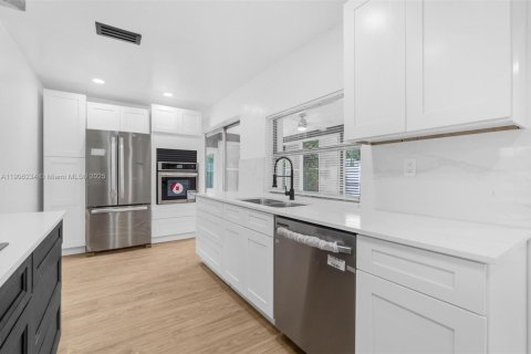 Casa en venta en Hollywood, Florida, 3 dormitorios, 149.94 m2 № 1956988 - foto 11