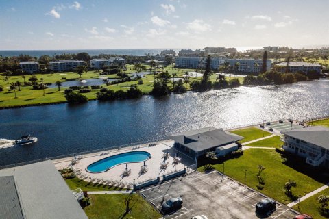 Copropriété à vendre à Boynton Beach, Floride: 1 chambre, 52.95 m2 № 2397813 - photo 15