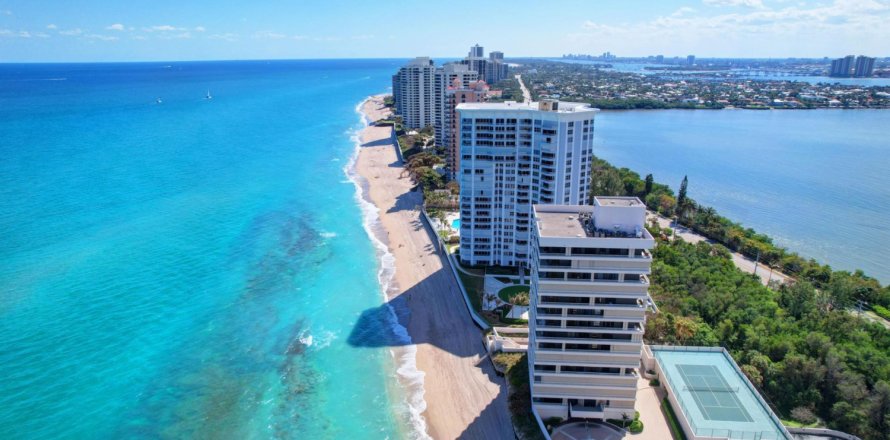 Condo in Riviera Beach, Florida, 2 bedrooms № 1035854