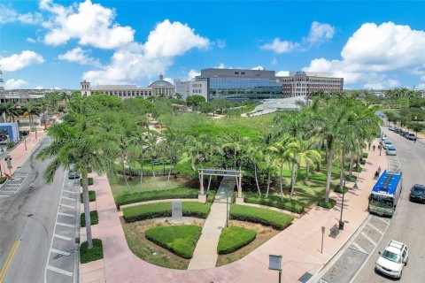 Condo in Doral, Florida, 1 bedroom in URBANA  № 1688626 - photo 11