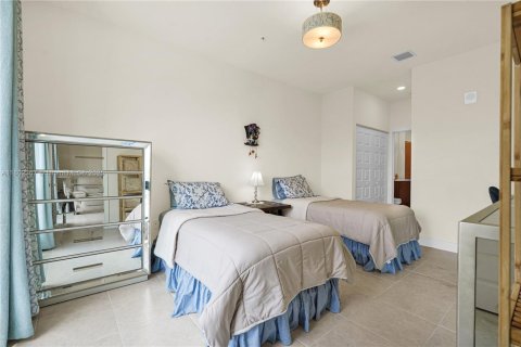 Condo in Doral, Florida, 1 bedroom in URBANA  № 1688626 - photo 24
