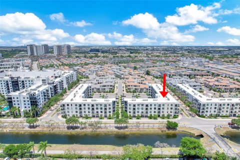 Condo in Doral, Florida, 1 bedroom in URBANA  № 1688626 - photo 3