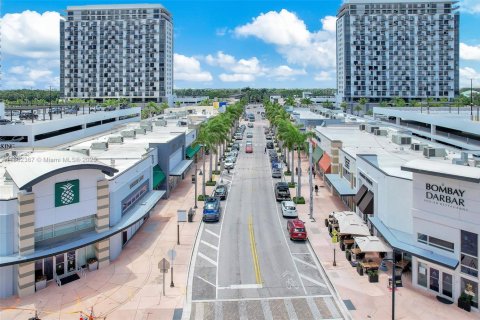 Condo in Doral, Florida, 1 bedroom in URBANA  № 1688626 - photo 10
