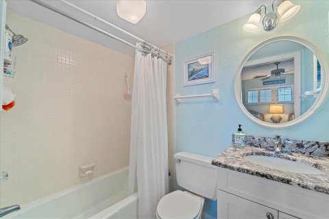 Condo in Venice, Florida, 2 bedrooms  № 1680394 - photo 20