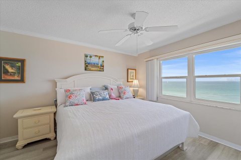 Condo in Venice, Florida, 2 bedrooms  № 1680394 - photo 14