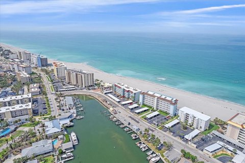 Condo in Venice, Florida, 2 bedrooms  № 1680394 - photo 25