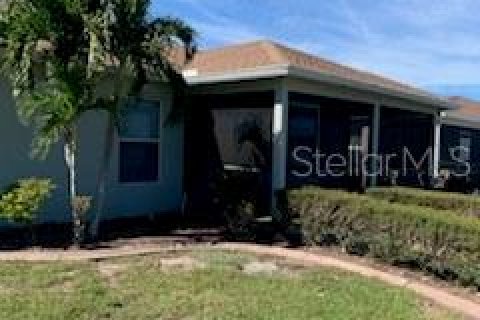 House in Punta Gorda, Florida 3 bedrooms, 176.42 sq.m. № 2155385 - photo 5