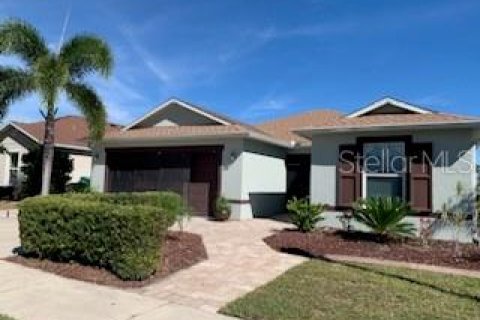 House in Punta Gorda, Florida 3 bedrooms, 176.42 sq.m. № 2155385 - photo 2