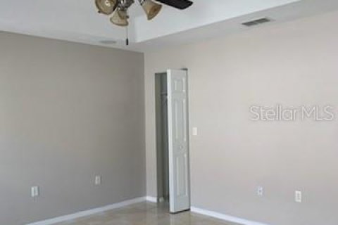 House in Punta Gorda, Florida 3 bedrooms, 176.42 sq.m. № 2155385 - photo 13